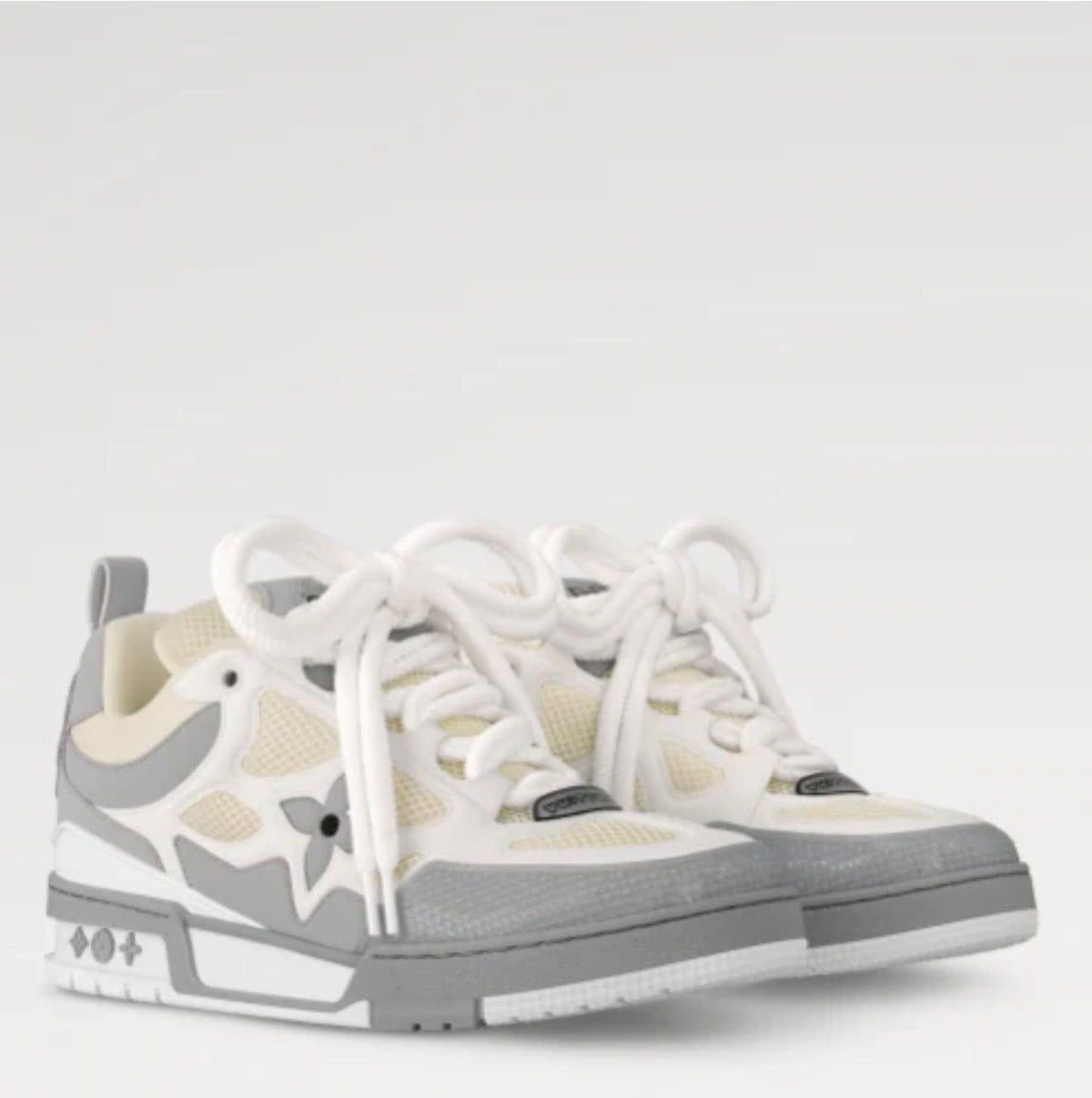 Louis Vuitton Skate Bege